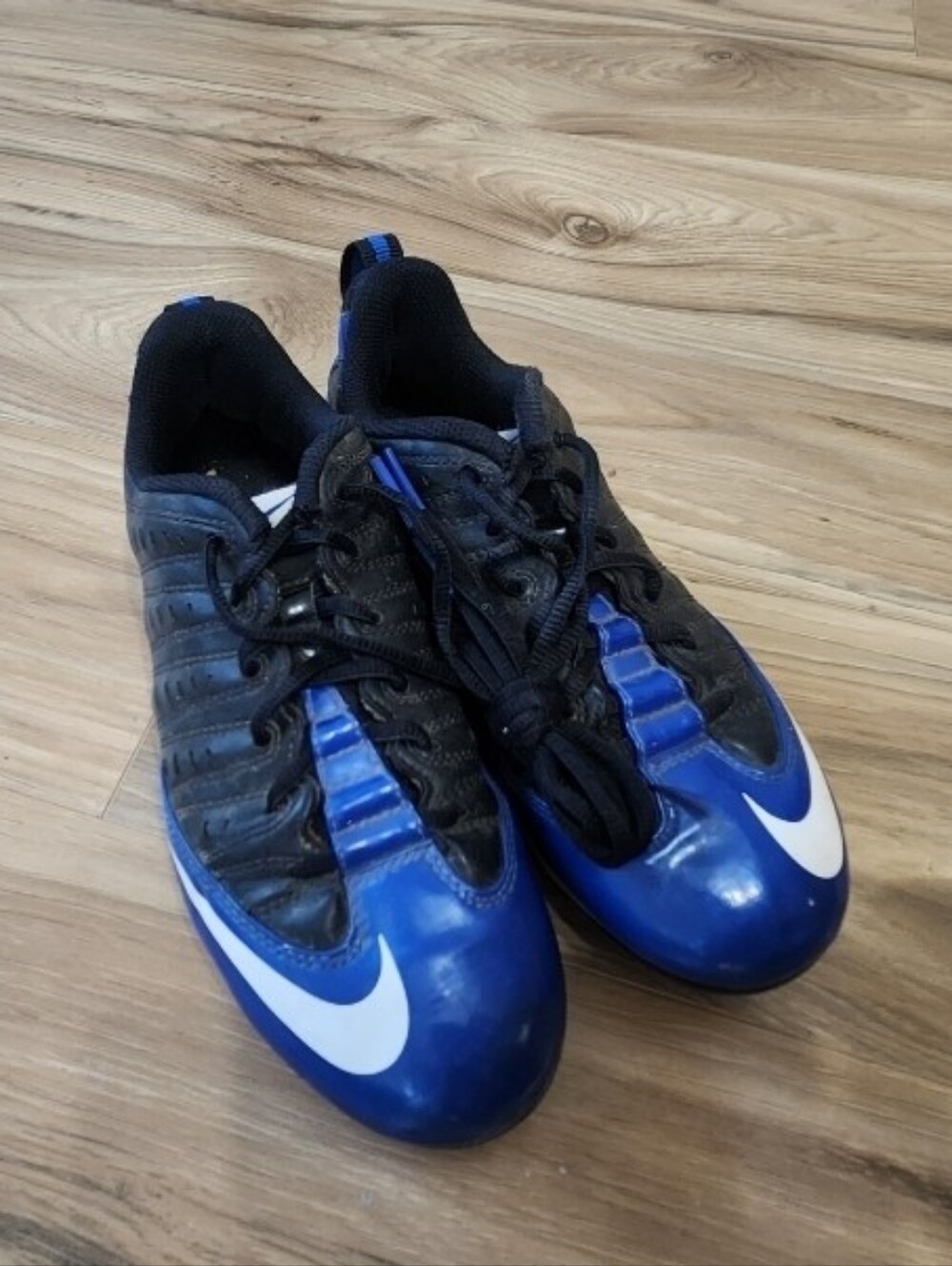 Nike Air Zoom Vapor Strike 2 Football Cleats, Size 4.5Y